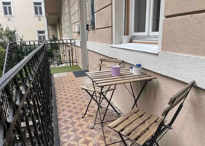 Апартаменты Knezits Spacious Ac Terrace Free Parking *