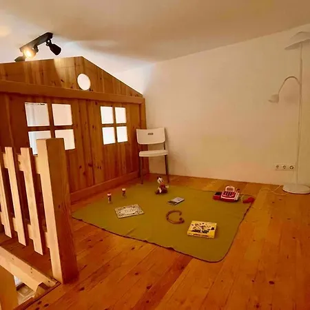 Knezits Spacious Ac Terrace Free Parking Διαμέρισμα